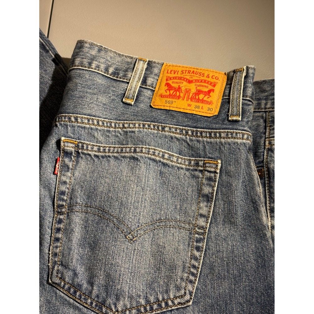 Levis 569 Loose Straight Jeans Mens 38x26 Medium Wash Blue Denim Hemmed H0606